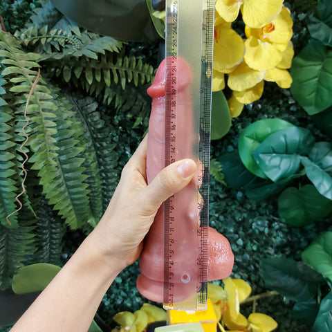 Pênis Realístico em Silicone Líquido com Vai e Vem / Rotativo e Aquecimento - 22,0 x 4,2 -  8828