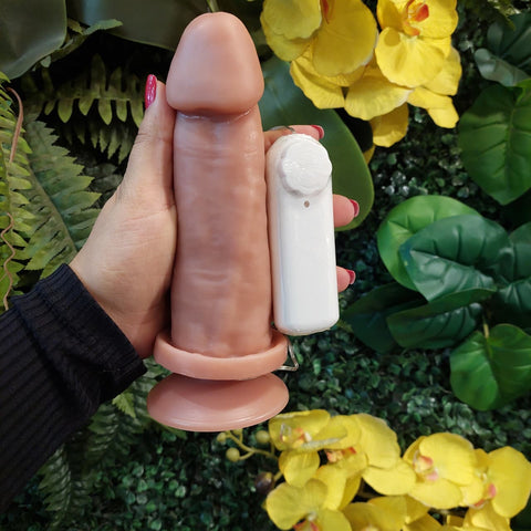 Prótese Com Ventosa E Vibração 15,5X4,5 -W31