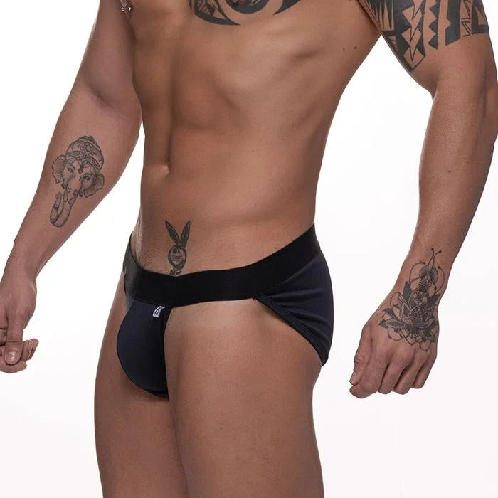 Cueca Slip em Suplex Preta