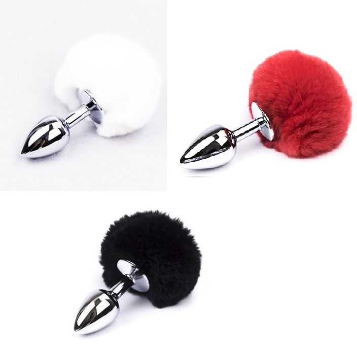 Plug Metal Rabinho Pompom - Tam. P